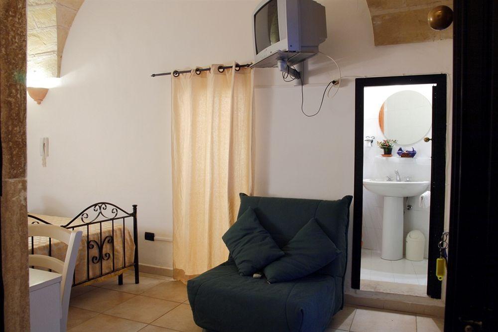 Couette-café Antiche Volte 3*